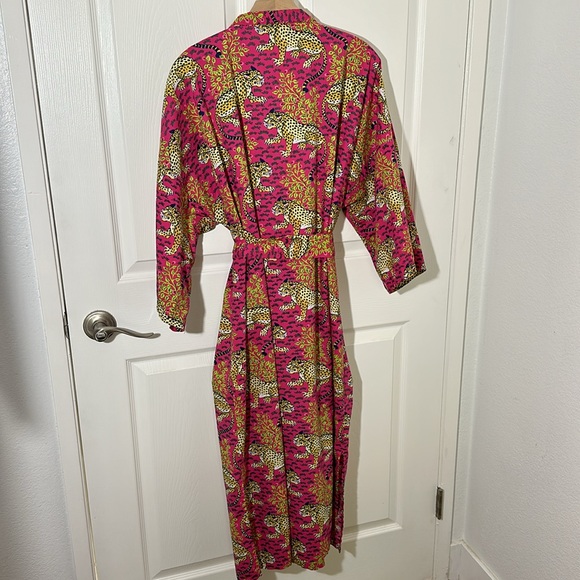 Printfresh Bagheera Pink Robe L/XL - Picture 3 of 3